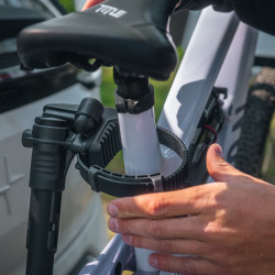 Porte-vélos Thule 1 vélo, compact, pliable, léger et pratique pour un usage quotidien.