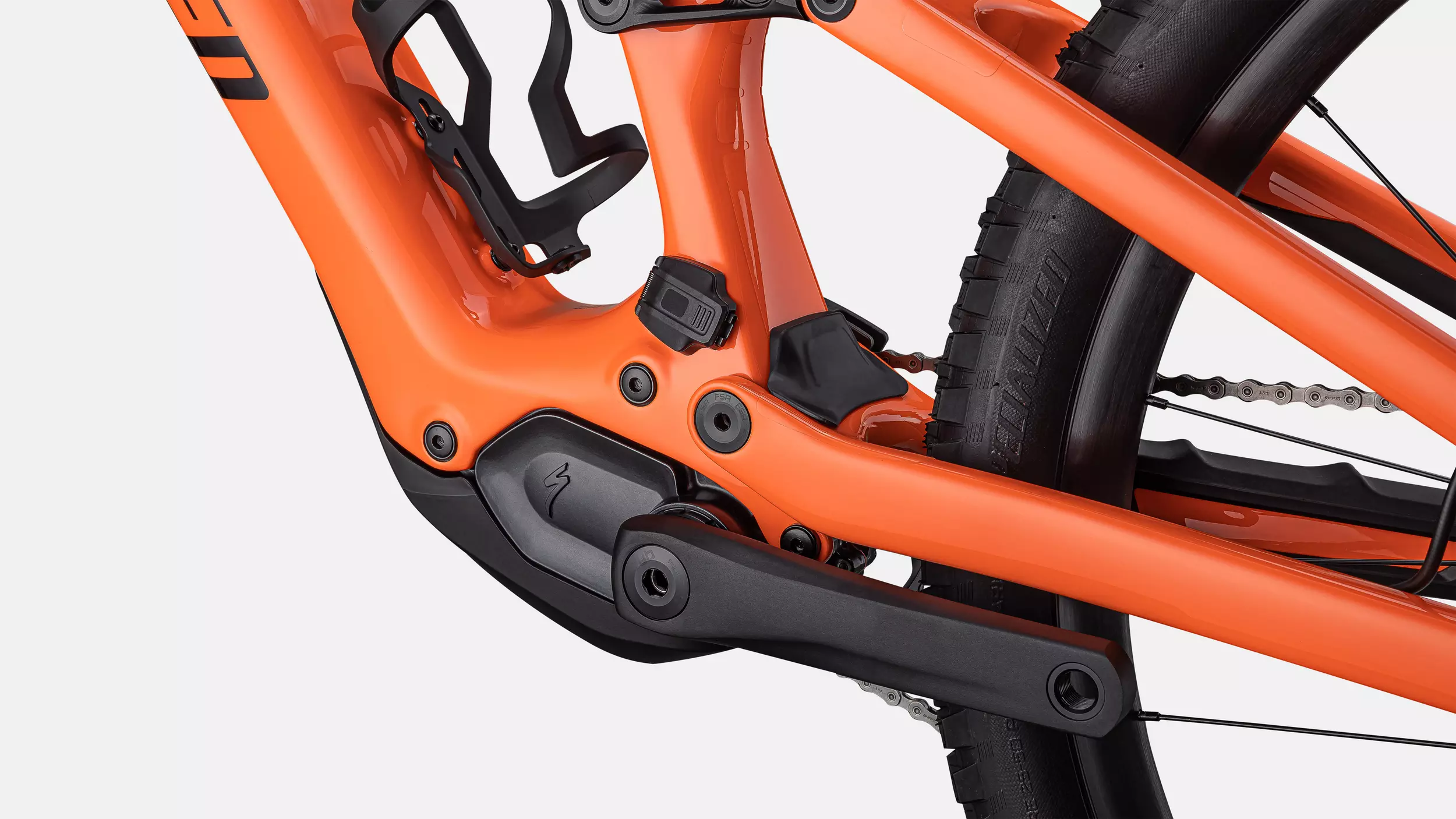 96822-52_LEVO-SL-COMP-CARBON-BLZ-BLK-SILDST_D5-MOTOR