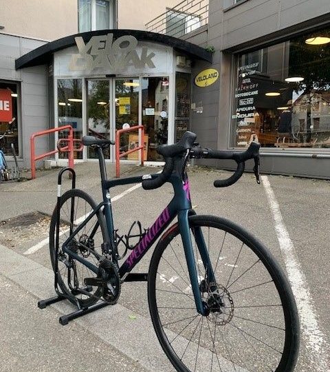 Tarmac SL7 Comp - Shimano 105 Di2 - Specialized