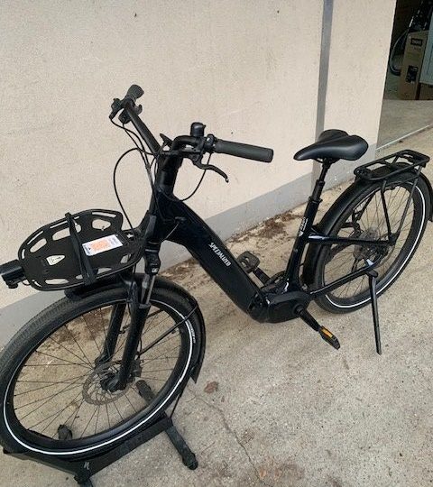 Turbo Como 3.0 taille M  - Specialized - vélo de ville électrique