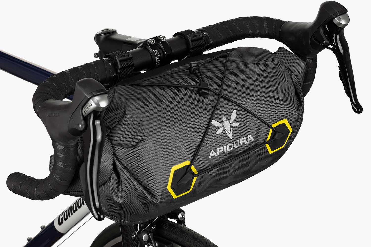 apidura-expedition-handlebar-pack-14l-on-bike-2
